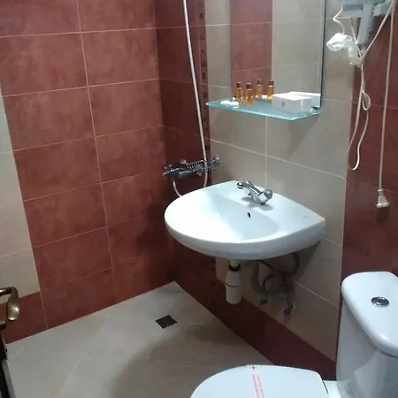 Sveti Nikola Hotel *